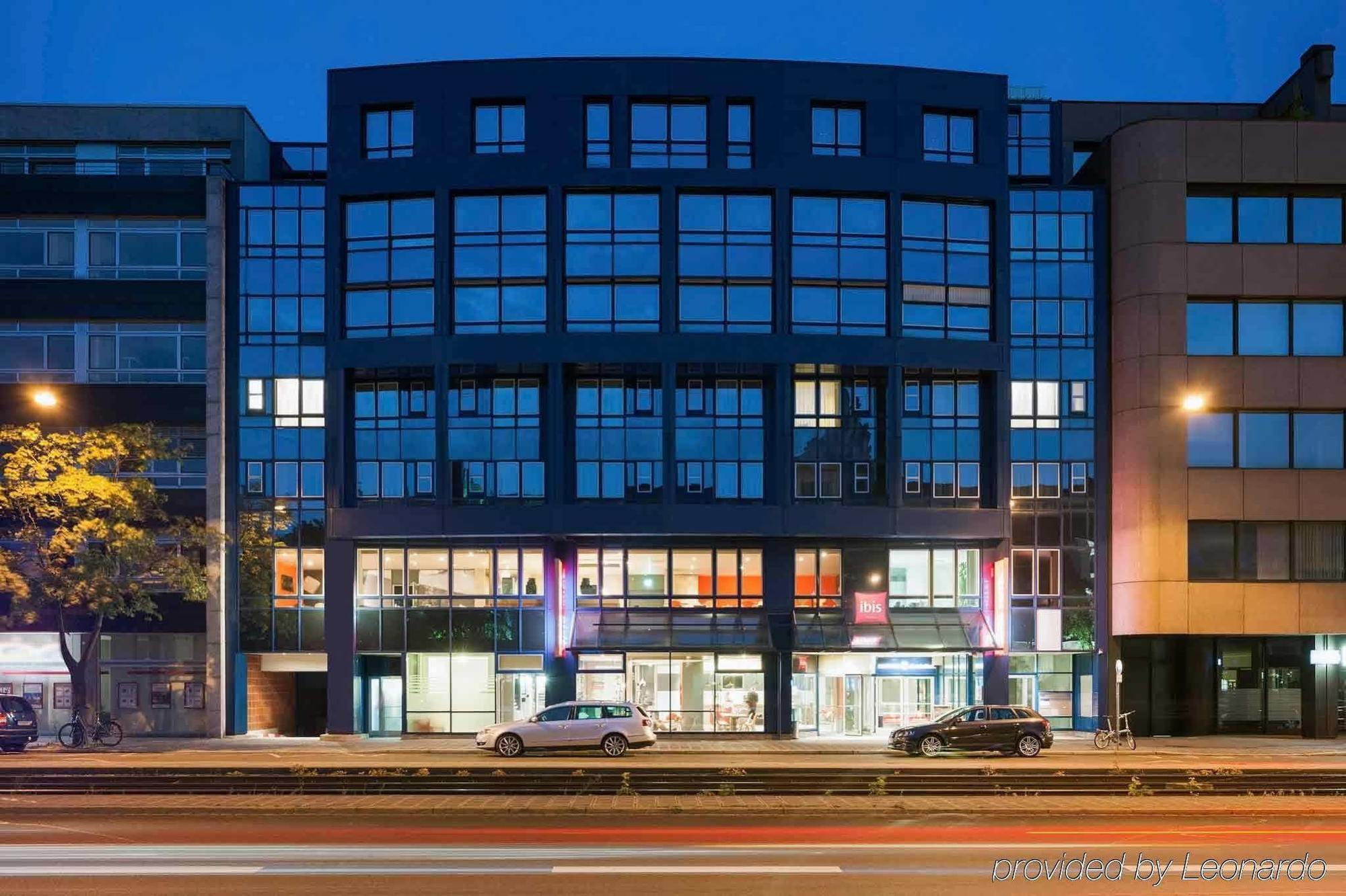 Ibis Nuernberg Hauptbahnhof Hotel Exterior foto